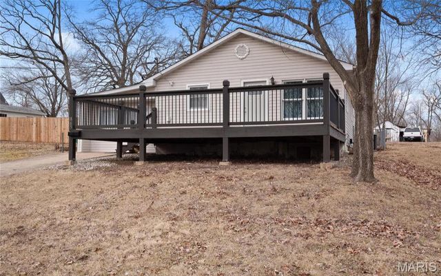 865 Lockwood Drive, St Clair, MO 63077