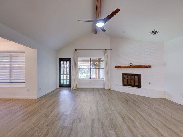 5842 Secrest DR, Austin, TX 78759