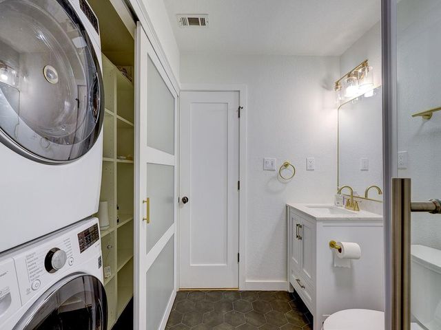5842 Secrest DR, Austin, TX 78759