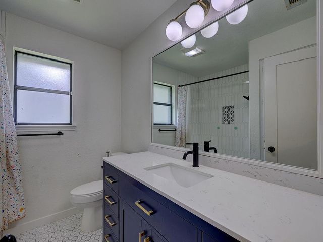 5842 Secrest DR, Austin, TX 78759