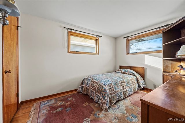 28 Larkwood Road, West Seneca, NY 14224