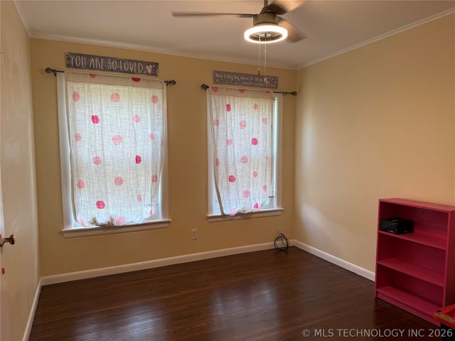 8944 E Newton Street, Tulsa, OK 74115