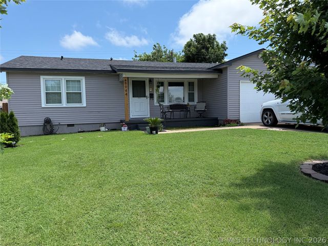 8944 E Newton Street, Tulsa, OK 74115