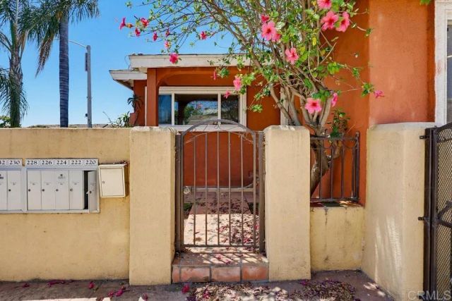 220 CALLE PRIMERA, San Ysidro, CA 92173