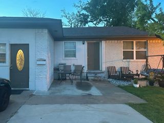 2621 W Walnut Street, Garland, TX 75042