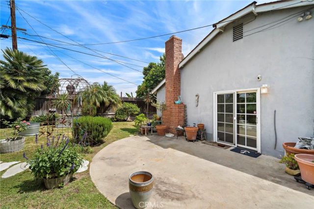 2147 Aster Place, Costa Mesa, CA 92627