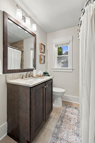 1052 Harbor View Road, Charleston, SC 29412