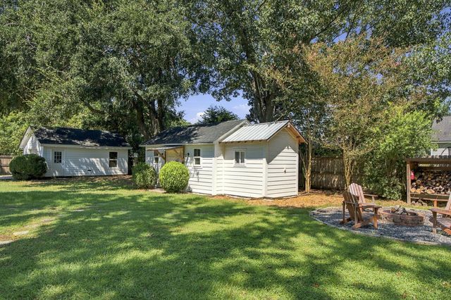 1052 Harbor View Road, Charleston, SC 29412