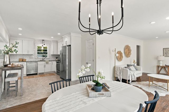 1052 Harbor View Road, Charleston, SC 29412