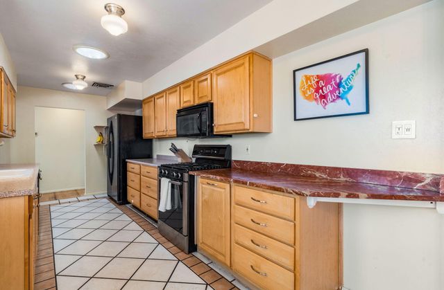 9300 Hannett Avenue NE, Albuquerque, NM 87112