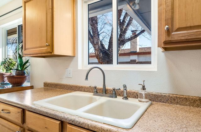 9300 Hannett Avenue NE, Albuquerque, NM 87112