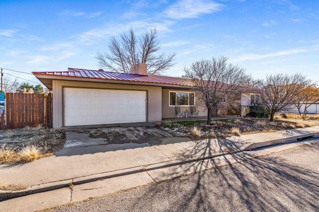 9300 Hannett Avenue NE, Albuquerque, NM 87112