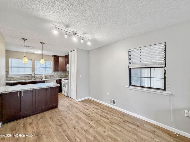 205 Bluebell Drive, Jackson, NJ 08527