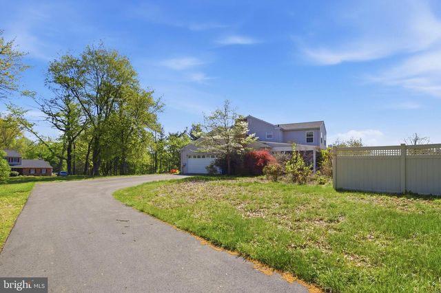 12 WOODCHUCK WAY, Glen Mills, PA 19342