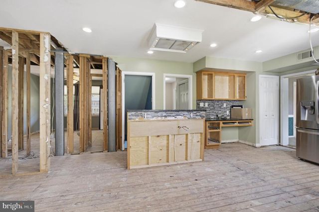12 WOODCHUCK WAY, Glen Mills, PA 19342