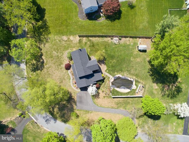 12 WOODCHUCK WAY, Glen Mills, PA 19342