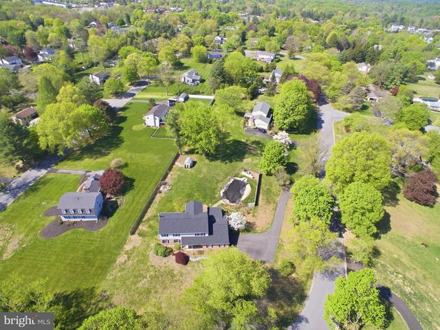 12 WOODCHUCK WAY, Glen Mills, PA 19342