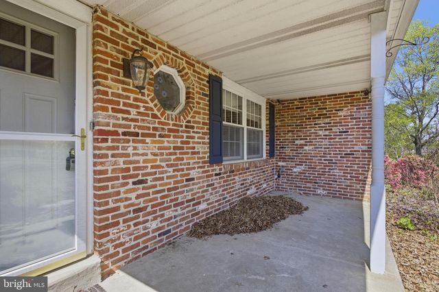 12 WOODCHUCK WAY, Glen Mills, PA 19342