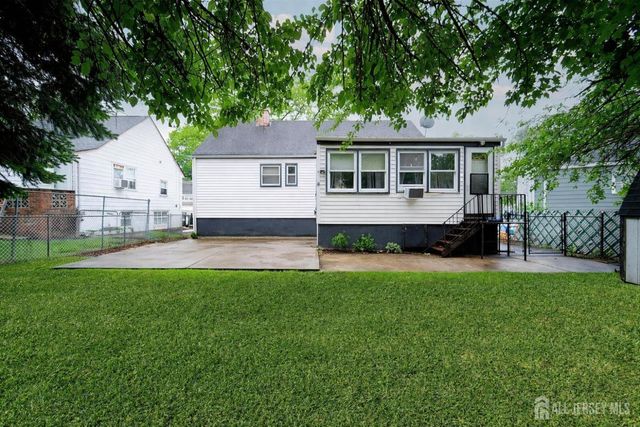 30 Falmouth Road, Iselin, NJ 08830