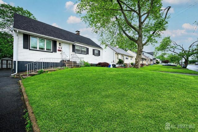 30 Falmouth Road, Iselin, NJ 08830