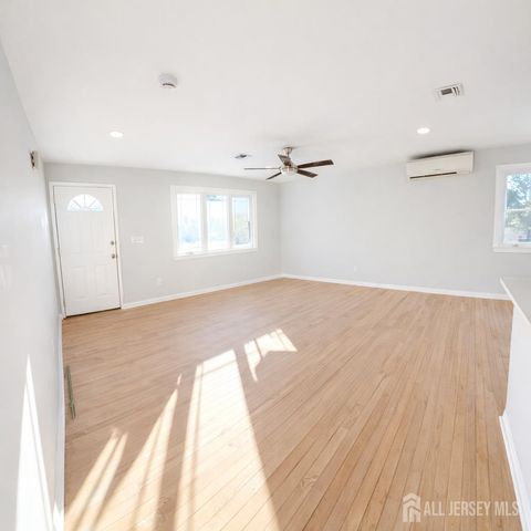 30 Falmouth Road, Iselin, NJ 08830