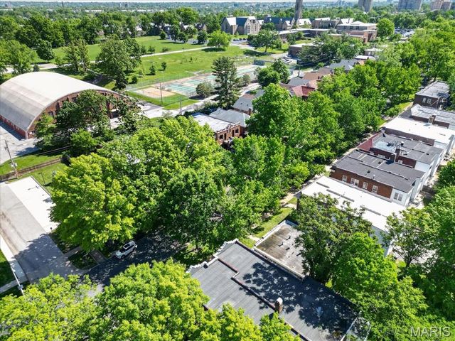 6636 San Bonita Avenue 2W, Clayton, MO 63105