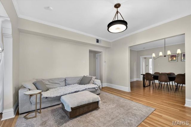 6636 San Bonita Avenue 2W, Clayton, MO 63105