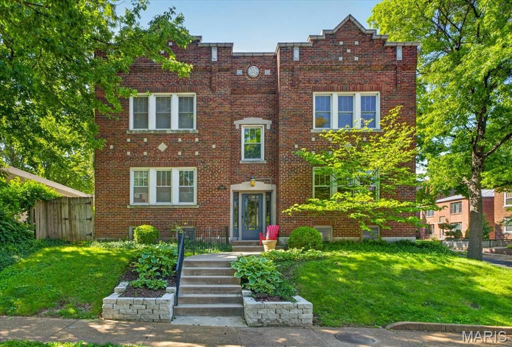 6636 San Bonita Avenue 2W, Clayton, MO 63105
