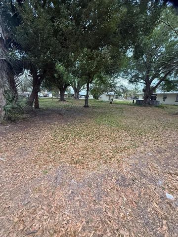 1327 SE VERMONT AVENUE, Arcadia, FL 34266