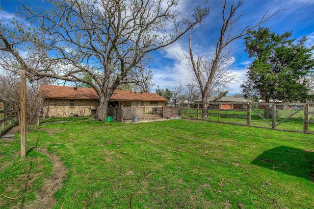 650 Forrester Street, Greenville, TX 75401