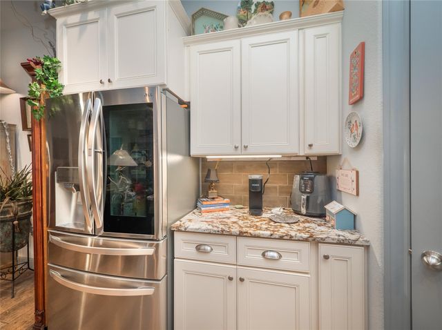 308 Buckhorn DR, Lago Vista, TX 78645