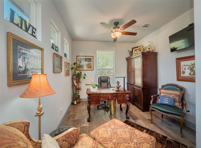 308 Buckhorn DR, Lago Vista, TX 78645