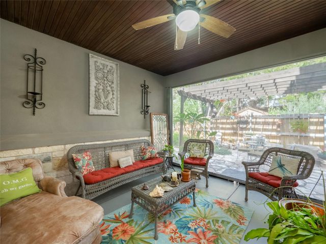 308 Buckhorn DR, Lago Vista, TX 78645