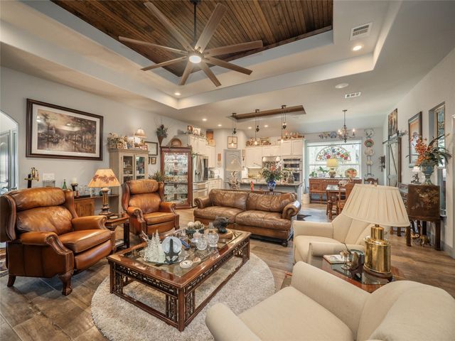 308 Buckhorn DR, Lago Vista, TX 78645