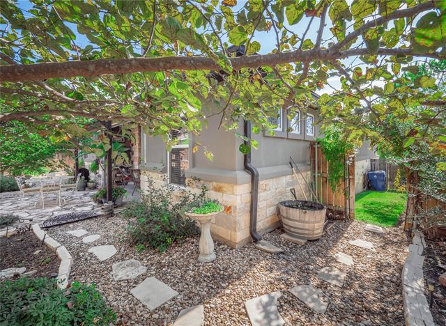 308 Buckhorn DR, Lago Vista, TX 78645