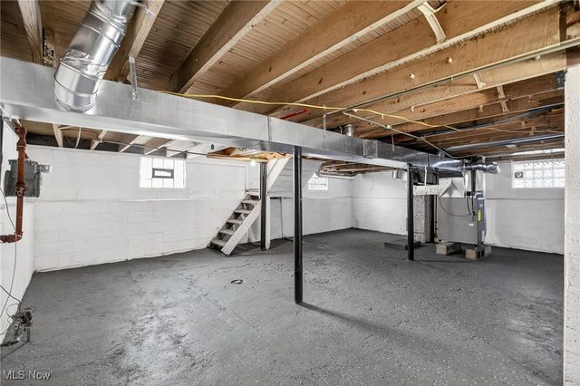 11209 Continental Avenue, Cleveland, OH 44104