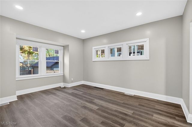 11209 Continental Avenue, Cleveland, OH 44104