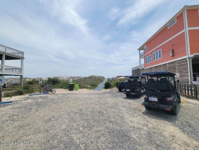 108 NE 68th Street, Oak Island, NC 28465