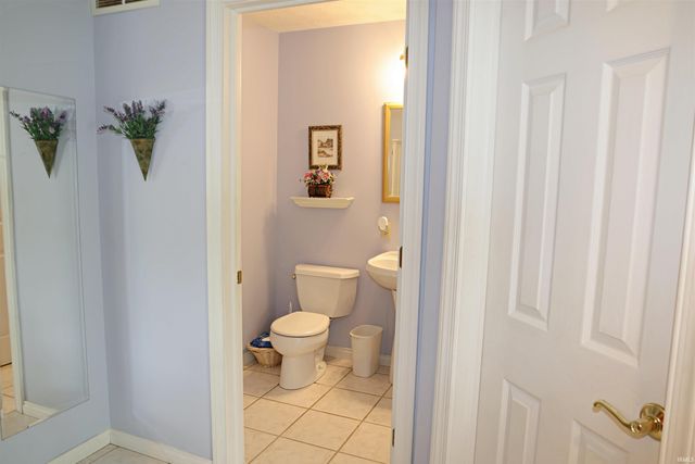 1196 Bellgrade Drive, Loogootee, IN 47553
