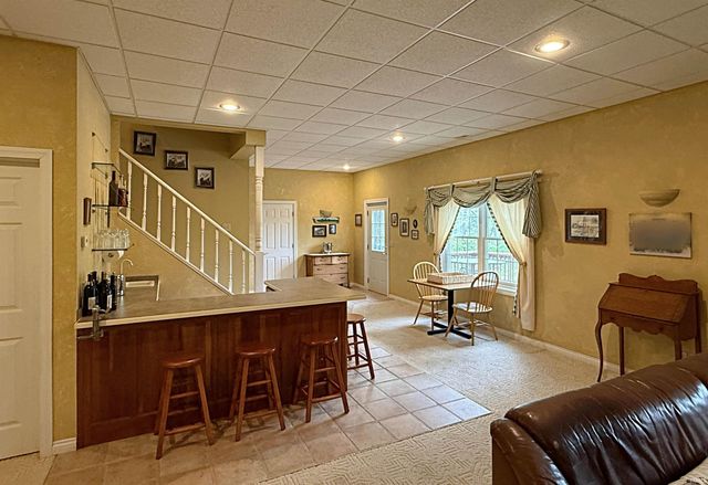 1196 Bellgrade Drive, Loogootee, IN 47553
