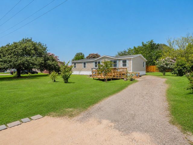 171 Railyard Drive, Kyle, TX 78640