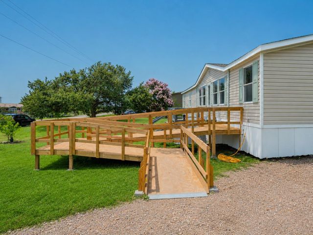 171 Railyard Drive, Kyle, TX 78640