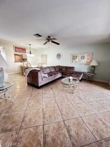 3813 SE 11th PL 1214, Cape Coral, FL 33904