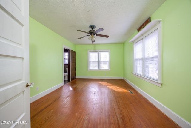 506 E Roseboro Street, Roseboro, NC 28382