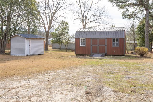 506 E Roseboro Street, Roseboro, NC 28382