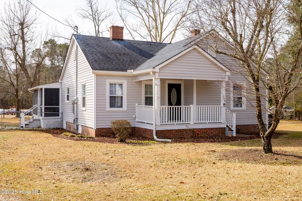 506 E Roseboro Street, Roseboro, NC 28382