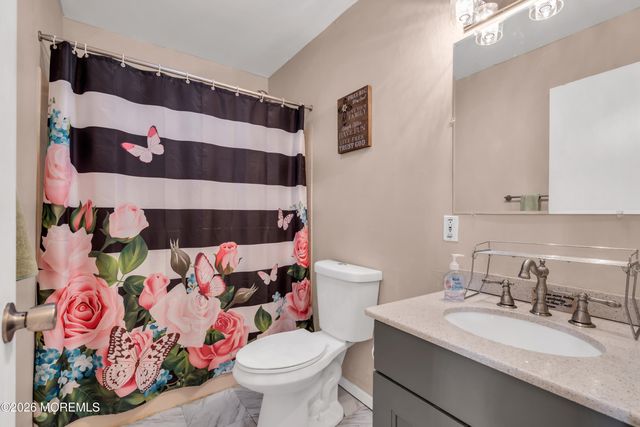 53 Central Avenue 72, Whiting, NJ 08759