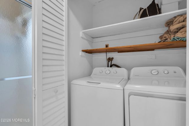 53 Central Avenue 72, Whiting, NJ 08759