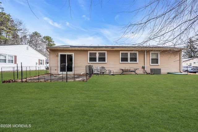 53 Central Avenue 72, Whiting, NJ 08759