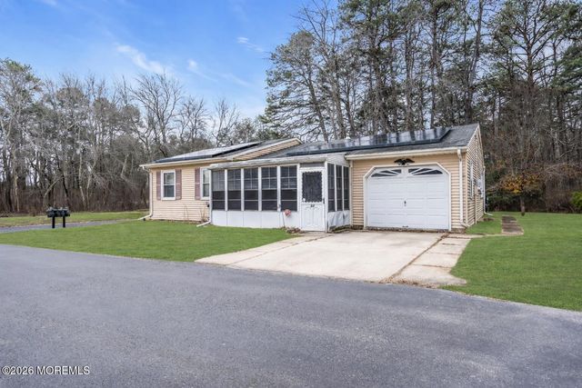 53 Central Avenue 72, Whiting, NJ 08759